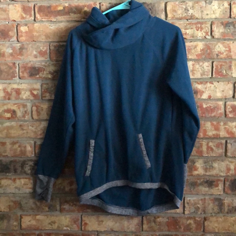 Soft pullover